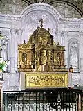 Tabernakelaufsatz auf dem Hauptaltar von Saint-Michel