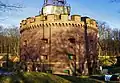 Turmfort „Engelsburg“ (um 1854) der Festung Swinemünde, im Innern zentraler Rauchabzug, Polen