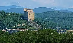 52 m hohe Turmburg