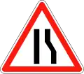 A3a: Einseitig rechts verengte Fahrbahn (Chaussée rétrécie par la droite)