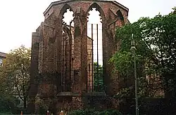 Ruine der Klosterkirche des Grauen Klosters von der Littenstraße aus gesehen
