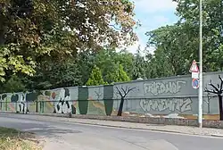Friedhofsmauer