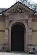Eingang der Friedhofskapelle
