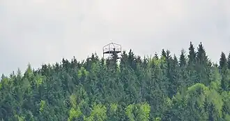 Der Aussichtsturm auf dem Gipfel