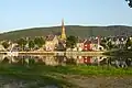 Fumay mit der Kirche Saint-Georges