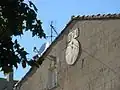 Ortskern: Haus-Giebel und -Dach