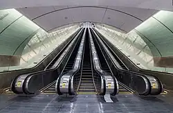 Rolltreppen zwischen Mezzanines und Madison Concourse, sie sind die längsten der Stadt