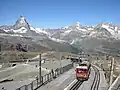 Beh 4/8 3051 bei der Einfahrt in den Bahnhof Gornergrat
