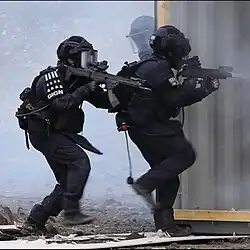 Angehörige der GIGN mit CZ BREN 2 im Kaliber 7,62 × 39 mm