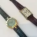 "Gama" Damenuhren, links mit Diamanten, Lapislazuli und Gehäuse aus Gelbgold