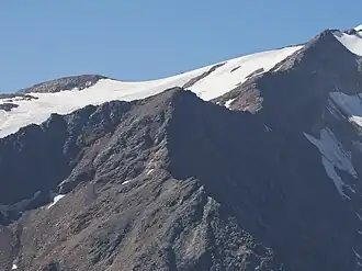 In der Bildmitte das Gamsspitzl. Dahinter der Grüblerferner. Ansicht von der Mairspitze.