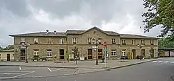 Bahnhofsgebäude