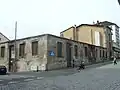 Etwas ostsüdöstlich vom Platz: die Ruine der Garnisonkirche