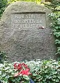 Gedenkstein auf dem Eichhoffriedhof