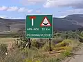 Jahreszeitliche Sackgasse durch ein Rivier in Südafrika