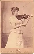 Ungenannte Violinistin