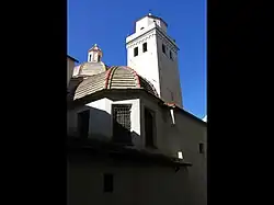 Beide Laternentürme