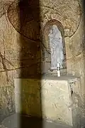 Altar mit Marienstatue