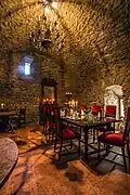 Gastronomisch genutzter Gewölbekeller (Schloss Mittersill)