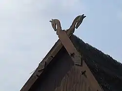 Gekreuzte Pferdeköpfe