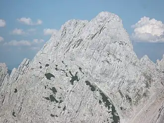 Gipfel des Lärcheggs von Westen, links der Nordgipfel, rechts der Hauptgipfel