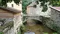 Brücke über einen Arm des Cousins