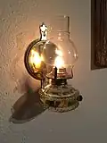 Glas-Öllampe mit breitem Banddocht