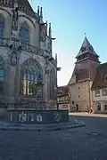 Glockenturm des Heilig-Kreuz-Münsters in Schwäbisch Gmünd (Deutschland)