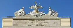 Bekrönung der Gloriette im Schlosspark Schönbrun