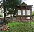 Grabmal von 1871 in Formen der italienischen Renaissance auf dem Alten Friedhof, seit 2024 abgebaut