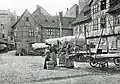 Im Hof der Goldenen Laute um 1900