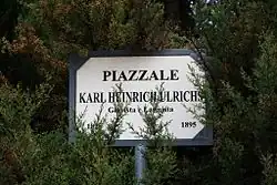 In L’Aquila wurde der Platz vor der Burg nach Karl Heinrich Ulrichs benannt