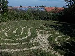 Rasenlabyrinth „Schwedenhieb“ in Graitschen a.&nbsp;d. Höhe