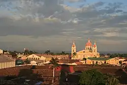 Die Stadt Granada und ihre natürliche Umgebung