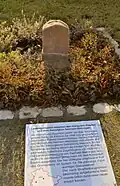 Grenzstein zwischen dem Königreich Preußen und dem Herzogtum Sachsen-Meiningen. Die Initialen „KH“ stehen für das Kurfürstentum Hessen.