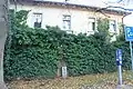 Grenzzaun von 1938 mit Grenzstein