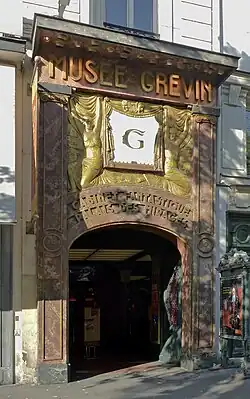 Boulevard Montmartre 10 – Musée Grévin (September 2009)