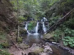 Großer Wasserfall