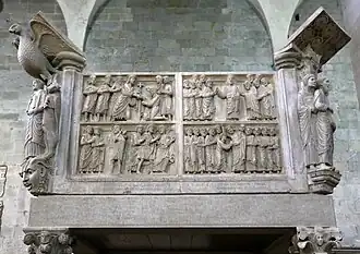 Die vier Reliefs an der Kanzel