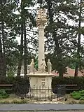 Szentháromság-Statue