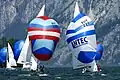 H-Boote mit Spinnaker