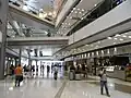2 IFC – Innenraum Shoppingmall, 2012