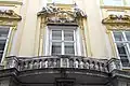 Ehem. Palais Cavriani (Doppelwappen Cavriani – Gilleis)