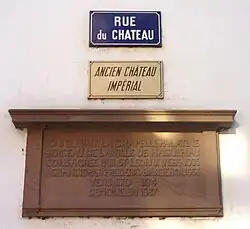 Gedenktafel an die Kaiserpfalz am Maison de Retraite