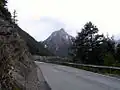 Steiler Anstieg der Passstraße von Imst