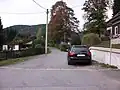 Haltepunkt Bärenloch mit Mauer aus der Betriebszeit (2016)