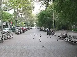 Ostende der 47th Street Dag Hammarskjold Plaza