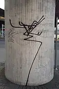 Säule unter Rheinkniebrücke, Parkplatz Neusser Straße, Düsseldorf