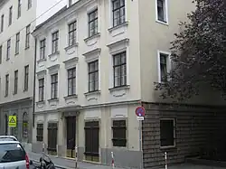 Piaristengasse 24