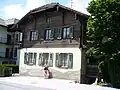 Haus im Dorfzentrum